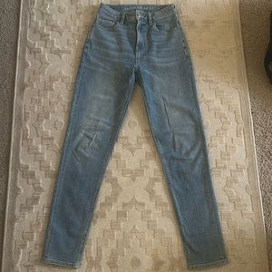 American Eagle Mom Jeans